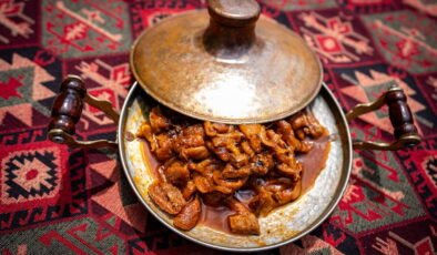 Meyveyle et hiç bu kadar yakışmamıştı: 25 yıllık ustasından püf noktaları ile 'aşmalı yahni'