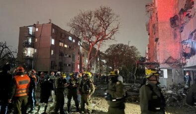 İran’ın vurduğu Dimona ve Arad’da yıkım büyük. NTV ekibi İsrail’den aktardı