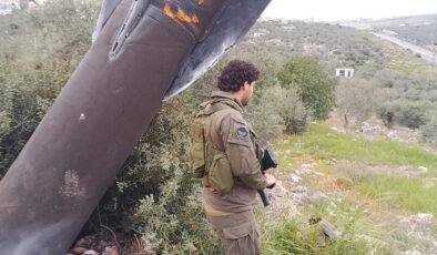 İran’ın İsrail’e gönderdiği füze patlamadan düştü. Füzeyi NTV ekibi görüntüledi