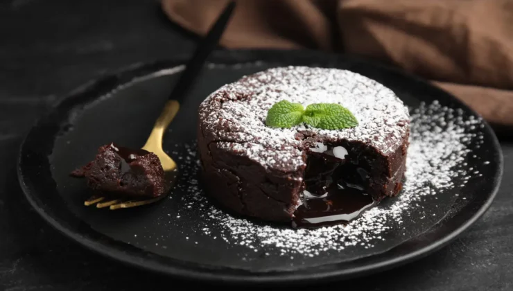 Tatlı krizlerine en masum çözüm: Unsuz ve şekersiz tencerede fit sufle