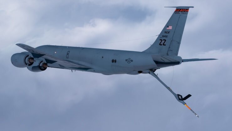 Son dakika: ABD yakıt ikmal uçağı Irak'ta düştü