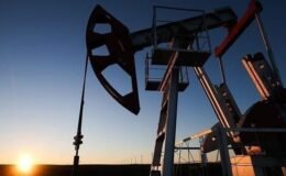 ABD'den İran petrolüne izin! 'Fiyatları düşük tutmak için Tahran'a karşı kullanacağız'