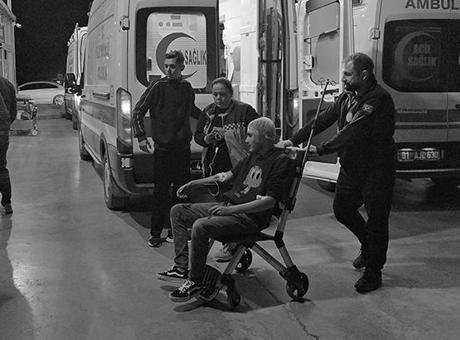 Adana’da iki grup arasında bıçaklı kavga: 2 yaralı