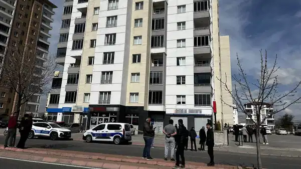 Kayseri'de şüpheli ölüm: Evinin balkonundan düşüp öldü