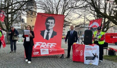 Frankfurt'ta İmamoğlu'na destek açıklaması: 'Sivil darbenin üzerinden tam bir yıl geçti'