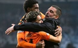 Arda Turan çeyrek finalde