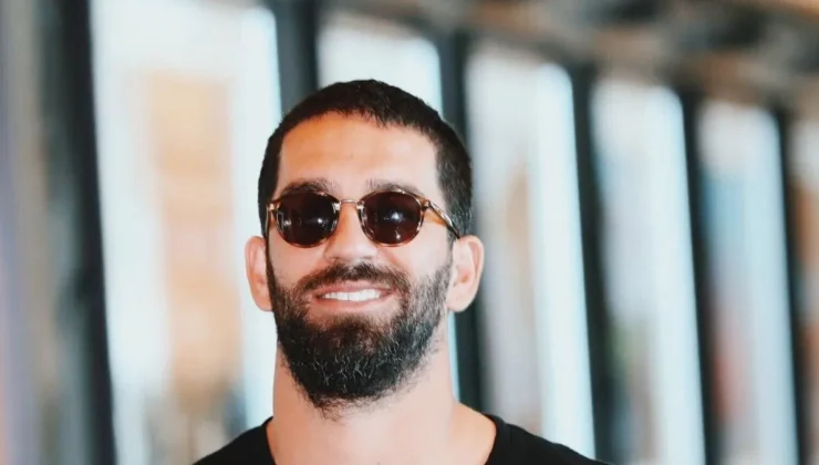 Arda Turan'dan oğluyla "bayram derbisi" paylaşımı: Beğeni ve yorum yağmuruna tutuldu