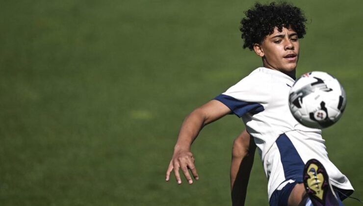 Aynı isim aynı formayı giyecek: Ronaldo Junior babasının izinden gidiyor