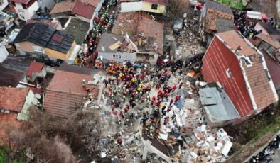Son Dakika… Fatih'te binalar çöktü: İBB'den 'doğalgaz' açıklaması