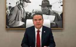 Muhittin Böcek cezaevinden seslendi: 'Düz yaşayacağız, düz yürüyeceğiz, dik duracağız!'