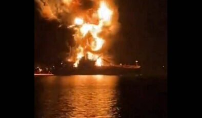 Son Dakika… Basra Limanı yakınlarında 2 petrol tankerine saldırı!