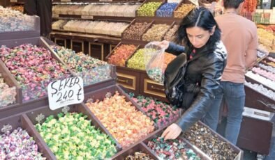 Bayramı 6.3 trilyonluk borçla karşıladık