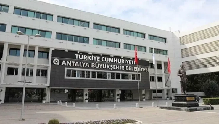 Antalya Büyükşehir davasında itirafçıdan U dönüşü: Yalan söylediğini itiraf etti!