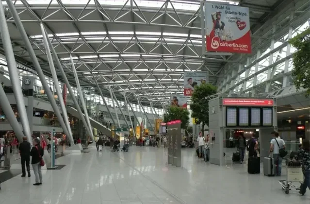 Berlin Brandenburg Havalimanı'nda grev nedeniyle tüm uçuşlar durdurulacak