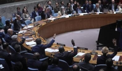 BMGK'de İran'ın Körfez ülkelerine füze atmasının kınandığı karar tasarısı kabul edildi