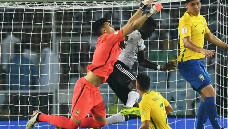 Brezilyalı kaleci Beşiktaş’ın transfer teklifini doğruladı