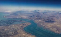 İran: ABD ve İsrail büyükelçilerini sınır dışı edenlere Hürmüz’de serbestlik