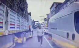 Trafikte bıçakla dehşeti yaşattılar: Baba-oğula 363 bin TL ceza