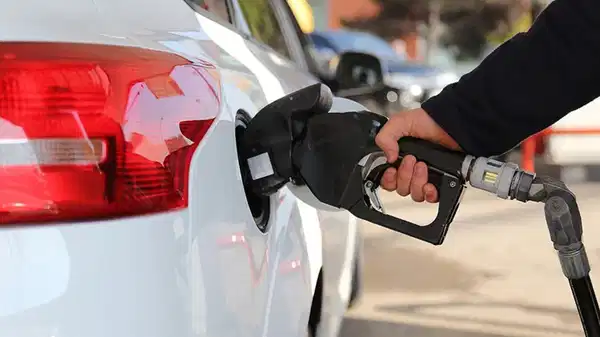 Tarih belli oldu: Motorine dev zam kapıda!