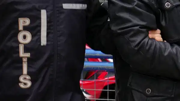 Antalya'da 1 kişinin öldüğü, 2 kişinin yaralandığı silahlı kavgaya ilişkin aranan zanlı yakalandı