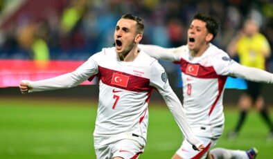 Kerem Aktürkoğlu'ndan Dünya Kupası mesajı: 'Milletimize armağan olsun'