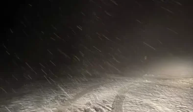 Tatil cennetine nisan ayına günler kala lapa lapa kar yağdı