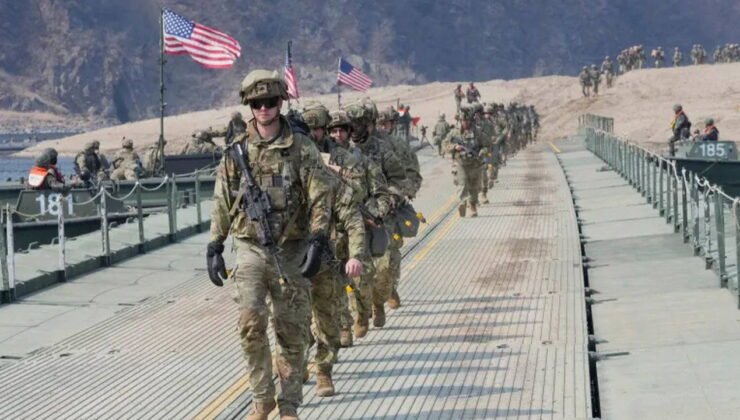 İran’dan Trump’a sert mesaj: Köpekbalıklarına yem edilecekler