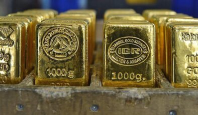 Putin, Rusya’dan külçe altın ihracatını yasakladı