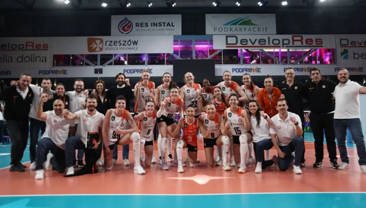 Eczacıbaşı Dynavit, CEV Şampiyonlar Ligi'nde Dörtlü Final'de!