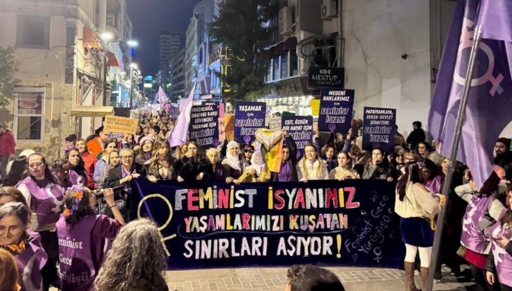 İzmir’de Feminist Gece Yürüyüşü