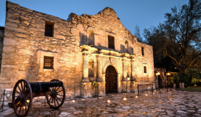 Arkeologlar, Alamo Muharebesi'nden Kalan 190 Yıllık Sağlam Bir Top Güllesi Buldu!