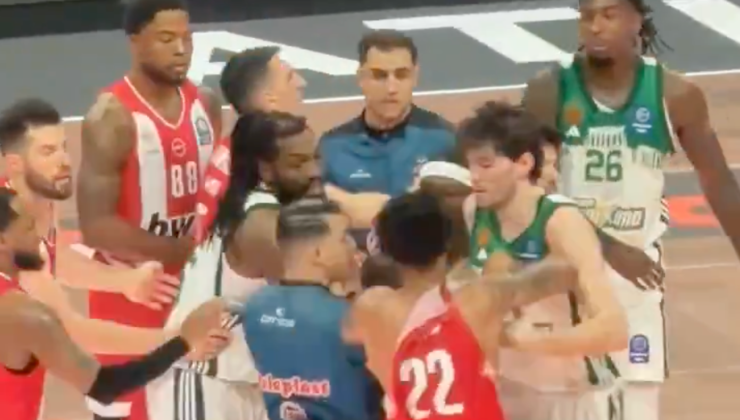 Derbide ortalık karıştı! Ataman çıldırdı