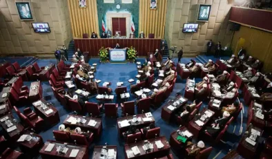 İran’da gözler yeni lidere çevrildi: Uzmanlar Meclisi’nde güç dengesi tartışması