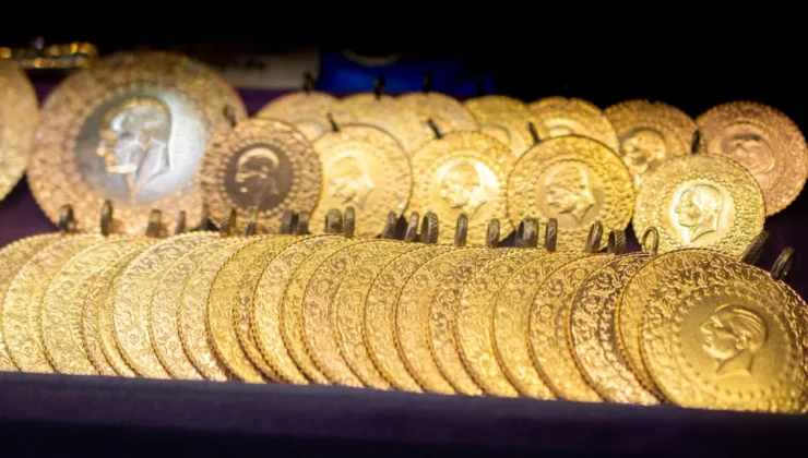 İslam Memiş'ten altın yatırımcısına 'panik' uyarısı: Fiyatlar düşecek mi, artacak mı?