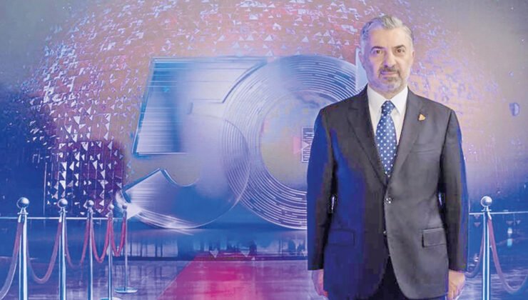 Türk Telekom CEO’su Ebubekir Şahin: Herkes için 5G vizyonumuzla dijital uçurumları kapatacağız