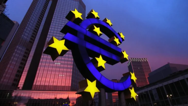 ECB 3 temel politika faizi için beklenen kararı açıkladı