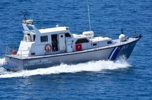 Estonya Büyükelçisi'nin de içinde olduğu gemi Meis açıklarında battı