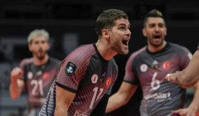 Ziraat Bankkart, Efeler Ligi'ni lider tamamlamayı garantiledi!