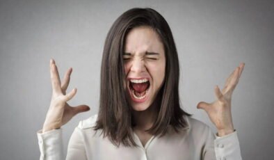 Anlık öfke patlamalarıyla ortalığı yakan 3 burç: Bu burçlar bir anda parlamasıyla biliniyor