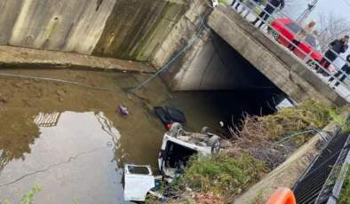 Giresun'da feci kaza: Otomobil dere yatağına yuvarlandı, ölü ve yaralılar var