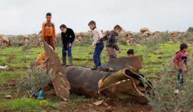 İran roketinin parçaları Suriye’ye düştü