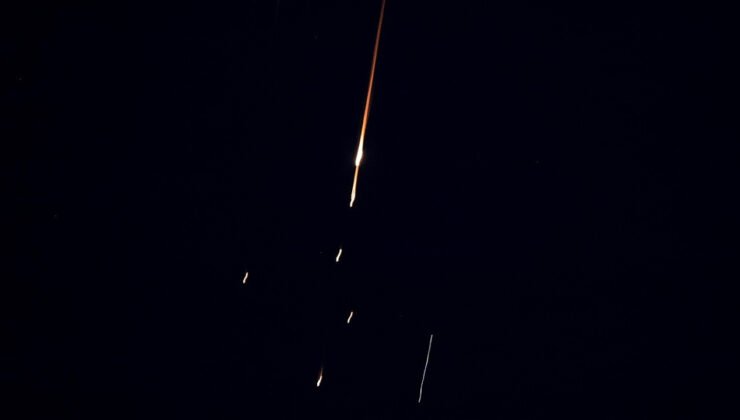 Kuveyt: Son 24 saatte ülkeye bir balistik füze ile 24 İHA atıldı