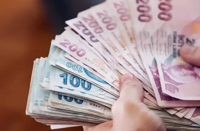 Gözler Merkez'in faiz kararında! Ekonomistler aynı tahminde birleşti