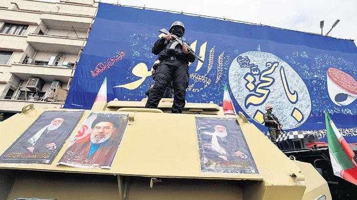 Hamaney’den ilk mesaj: Hürmüz kapalı kalacak