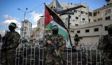 Hamas'tan İran'a çağrı: 'Komşu ülkeleri hedef almayın'