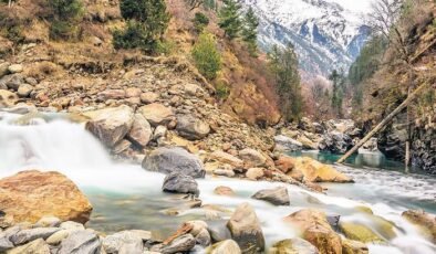 Himalaya alarmı! Buzulları eriyor, 2 milyar kişi tehdit altında