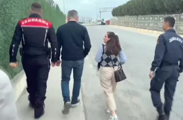 İBB'ye yönelik yolsuzluk davasının duruşmasına sahte basın kartıyla giren şüpheli yakalandı