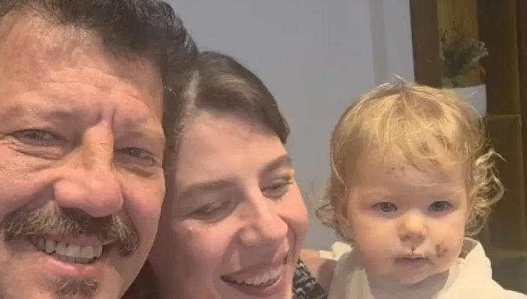 İlker Aksum eşinin doğum gününü kutladı