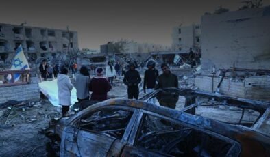 İran, Dimona ve Arad'ı iki saat arayla vurdu! Saldırıya ilişkin İsrail'den dikkat çeken açıklama