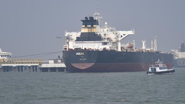 İran’da Hürmüz Boğazı için ücret tasarısı komisyondan geçti